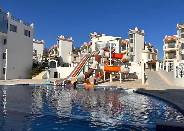 Hills - Cosy With Pool View And Free Access Daire