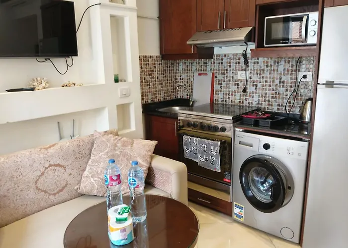 Hills - Cosy With Pool View And Free Access *